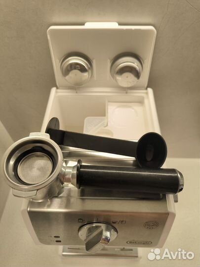 Кофемашина delonghi рожковая