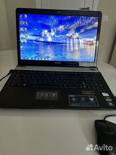 Ноутбук asus