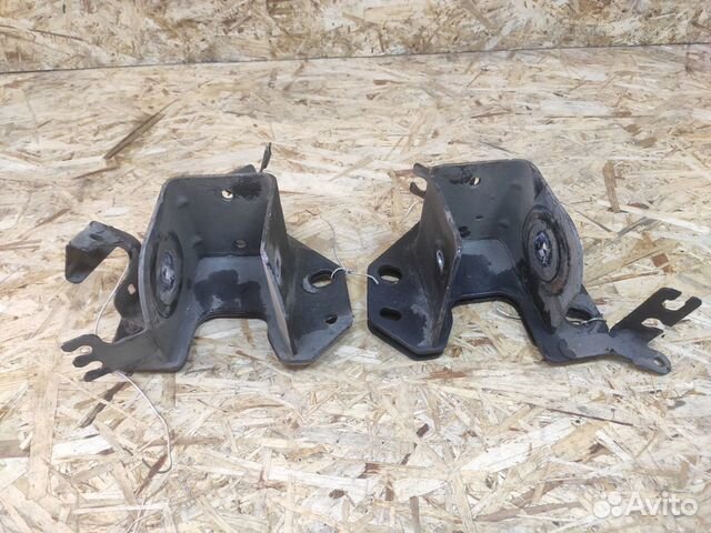 Кроштейны задней балки Mercedes Citan