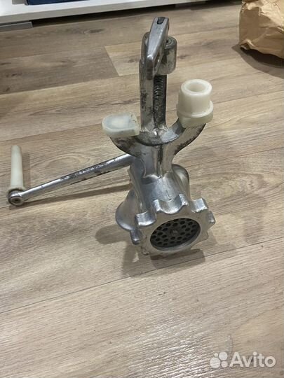Мясорубка ручная