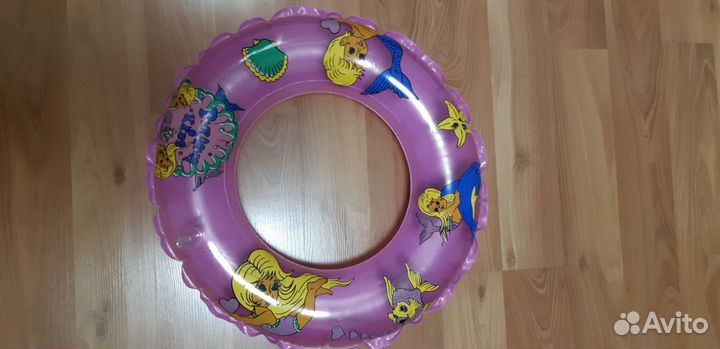 Круги и ласты для плавания