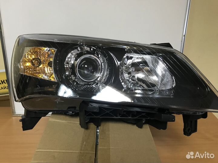 Фара правая Geely Emgrand EC7 (2009-2016)