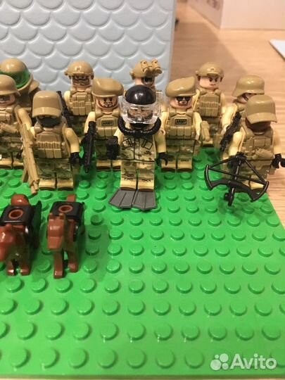 Лего военные человечки 69 штук