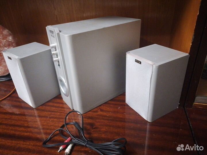 Sven sps-820 активная акустика 2.1 (38вт.RMS)