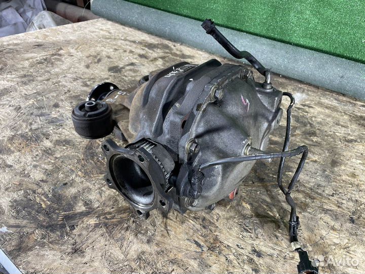 Редуктор nissan cedric HY34 VQ30DET R 2000 Зад / З