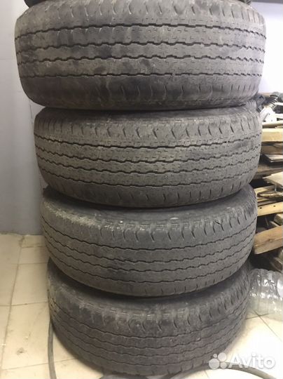 Bridgestone Dueler H/T 265/65 R17