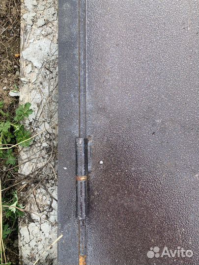 Дверь входная металлическая уличная