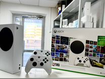 Xbox Series S + 2 джойстика + 500 игр