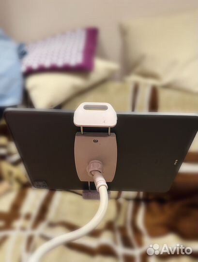 Держатель для планшета и телефона