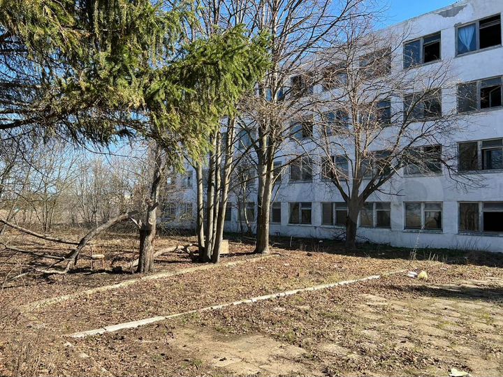 Здание, 2762.1 м²