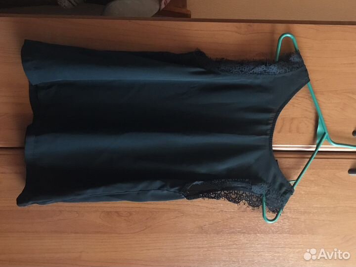 Джинсовая куртка, юбка, брюки, юбка велюр, 2 майки