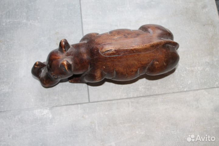 Статуэтка носорог