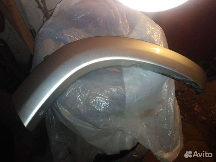 Накладки крыла rav 4