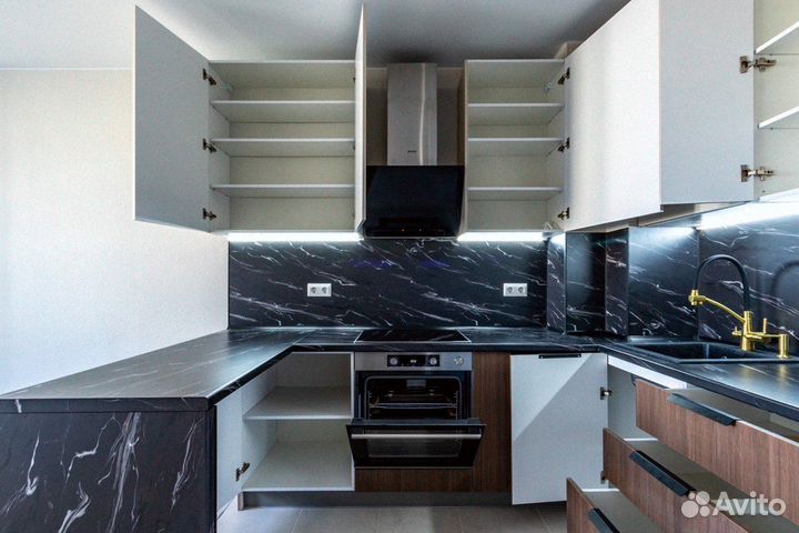 Кухонный гарнитур / угловая кухня