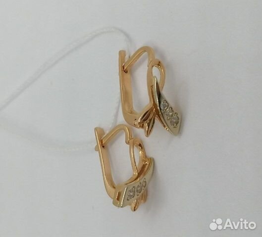 Золотые серьги с камнем