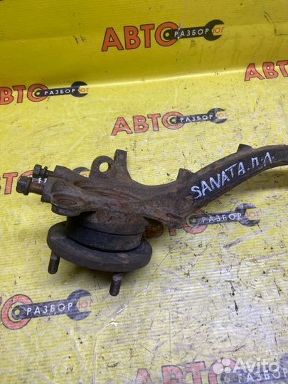 Поворотный кулак передний левый Hyundai Sonata EF