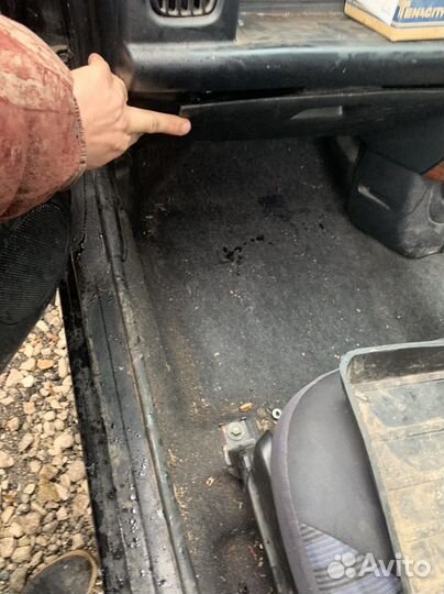 Ковролин Ниссан cube