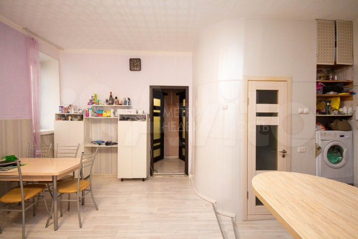 2-к. квартира, 53 м², 1/5 эт.