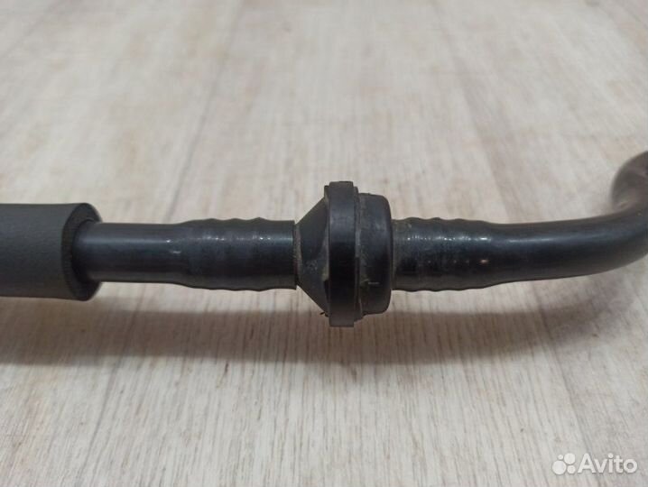 Трубка от вакуумного усилителя на впускной