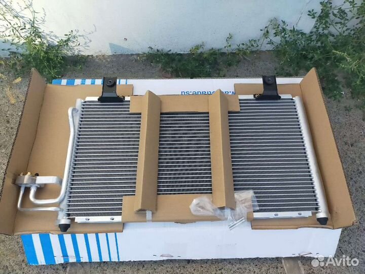 Радиатор кондиционера Kia Spectra