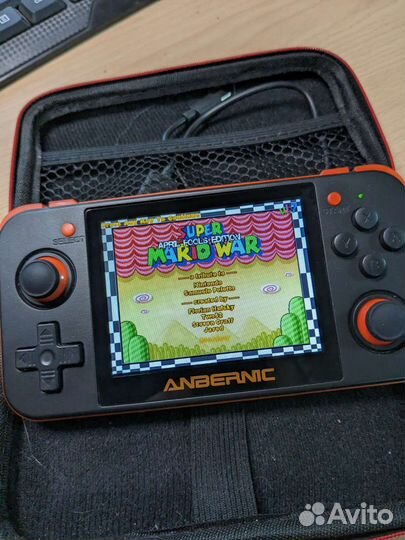 Портативная ретро-консоль Anbernic RG350