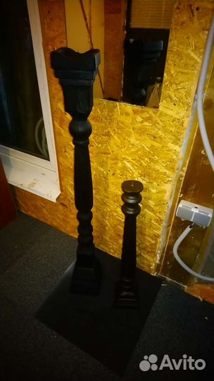 Подсвечник из дерева