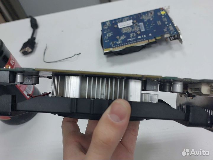 Видеокарта hd7770