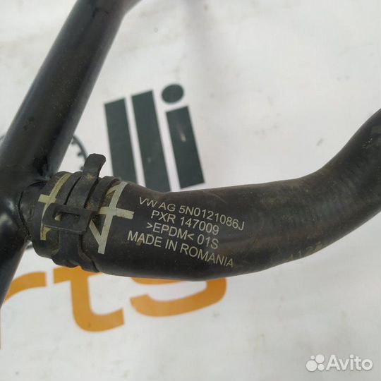 Патрубок системы охлаждения Volkswagen Tiguan 2