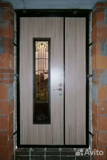Дверь входная металлическая парадная 819