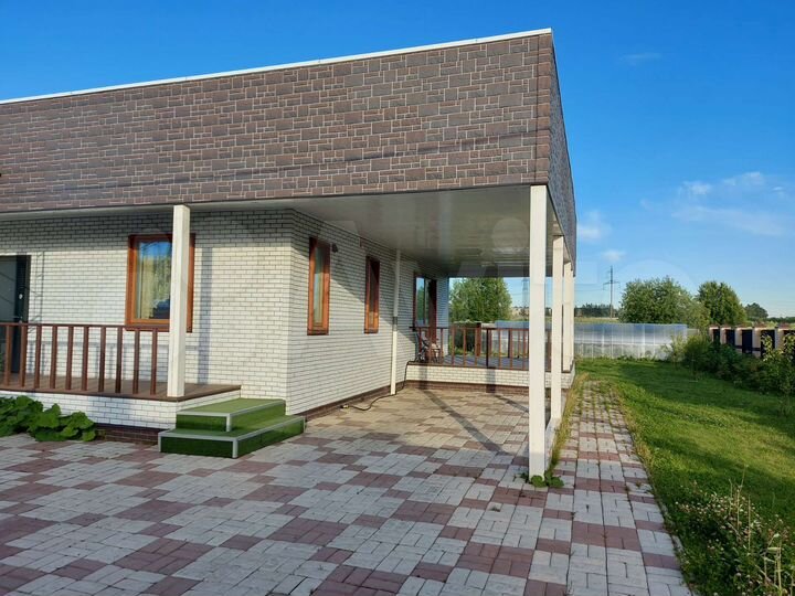 Дом 288 м² на участке 9 сот.