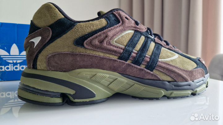 Кроссовки Adidas Originals Response Leather CL