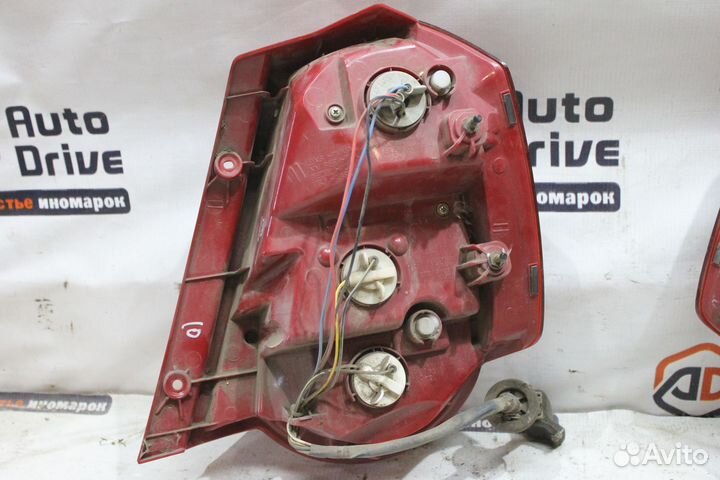 Chevrolet Aveo T255 хетчбек Фонарь левый