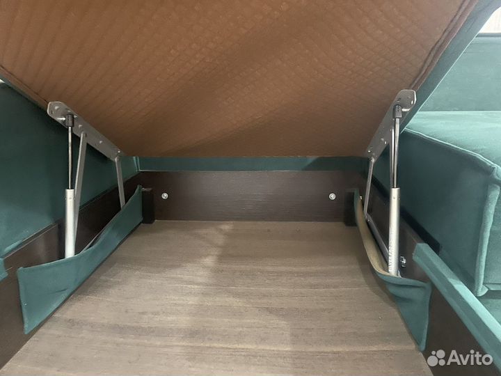 Большой угловой диван раскладной