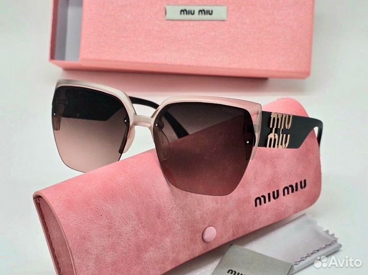 Солнцезащитные очки miumiu