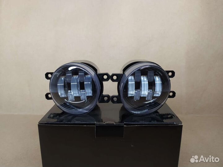 Противотуманные фары toyota LED 70w