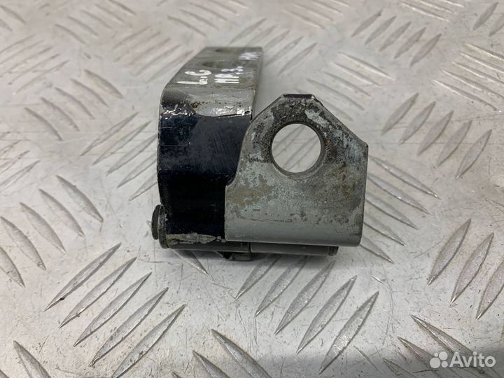 Б/У петля двери передний правый Lexus Gs350 AWL10