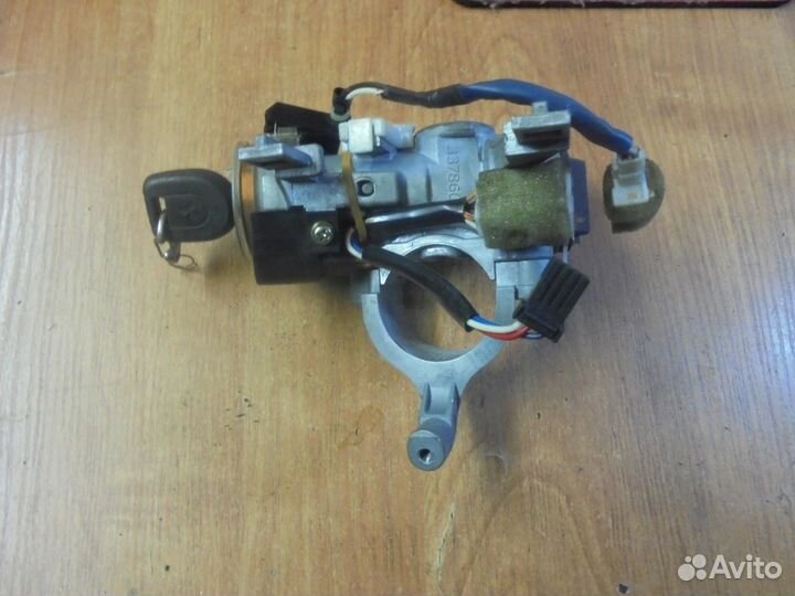М. Паджеро 3 Замок зажигания