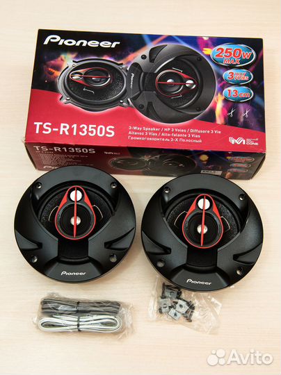 Pioneer TS-R1350S