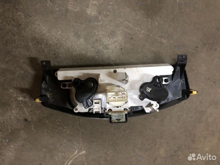 Блок управления отопителем (Chery Tiggo T11)