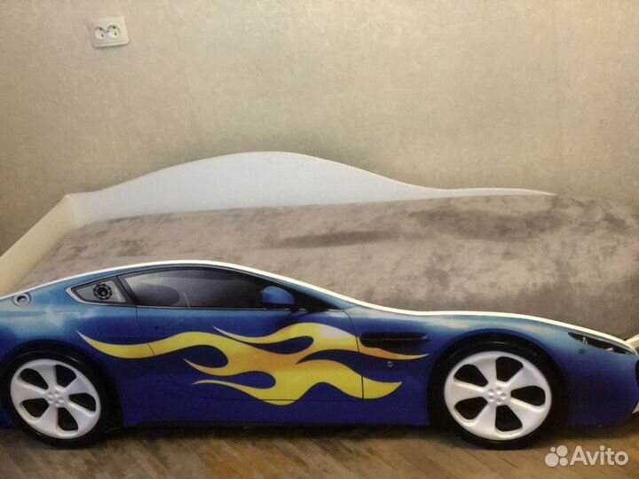 Детская кровать машина, с ортопедическим основание