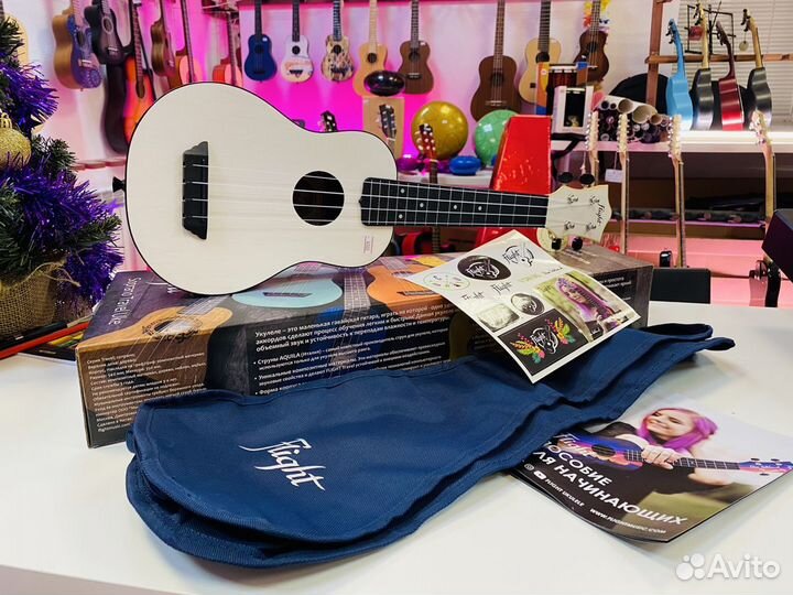 Укулеле Flight Новая