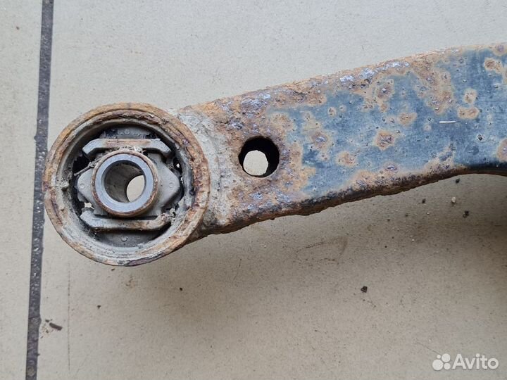Рычаг задний поперечный nissan primera P11