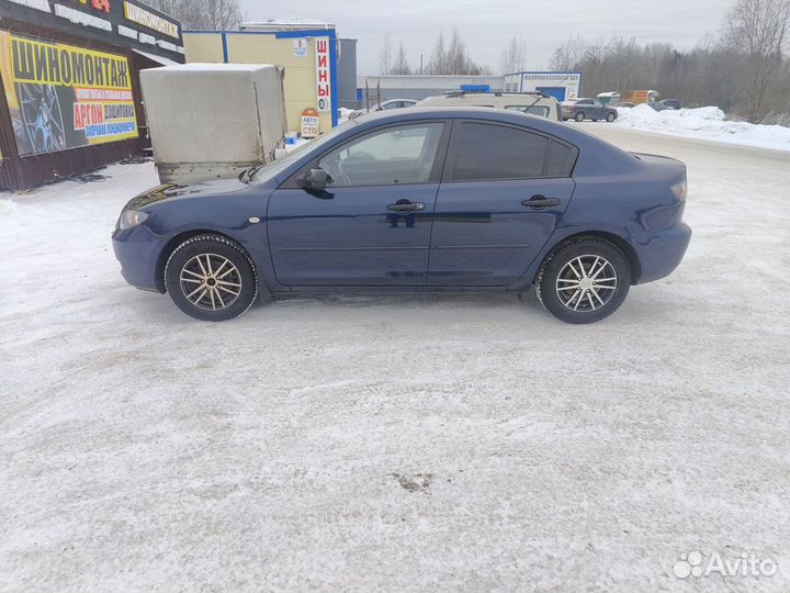 Mazda 3 1.6 МТ, 2008, 250 140 км