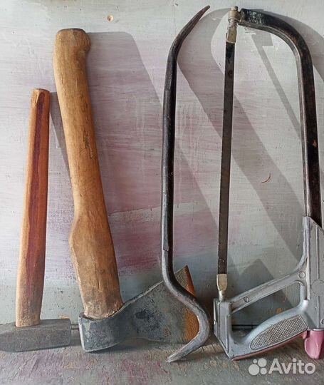 Топор Молоток Ножовка