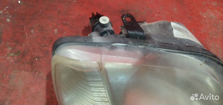Рено логан фара правая фаза 1