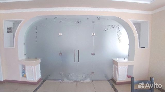 Раздвижные стеклянные двери