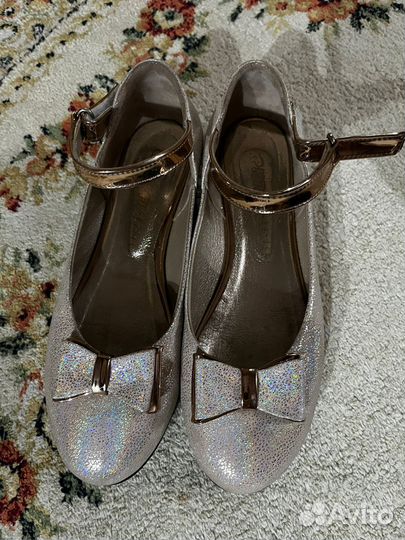 Туфли на девочку