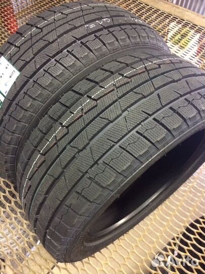 Grenlander Winter GL868 245/40 R19 и 275/35 R19