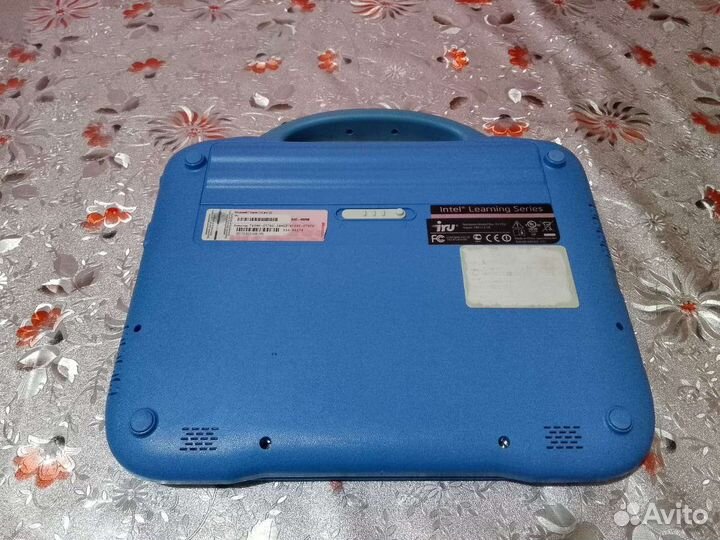 Нетбук iru e11ls2