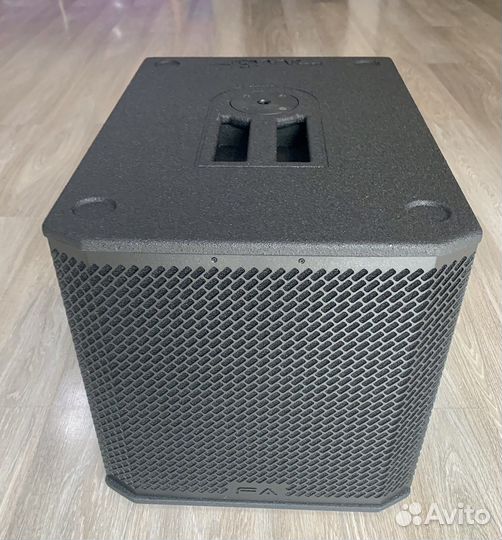 Сабвуфер активный 15